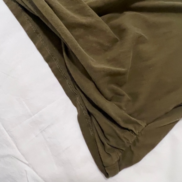 Twisted front top - Picture 2 of 4